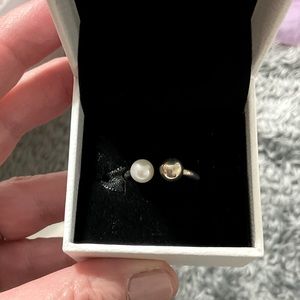 Pandora Cultured Pearl and Sterling Silver open circle ring Sz 8